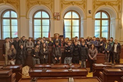1000015233
