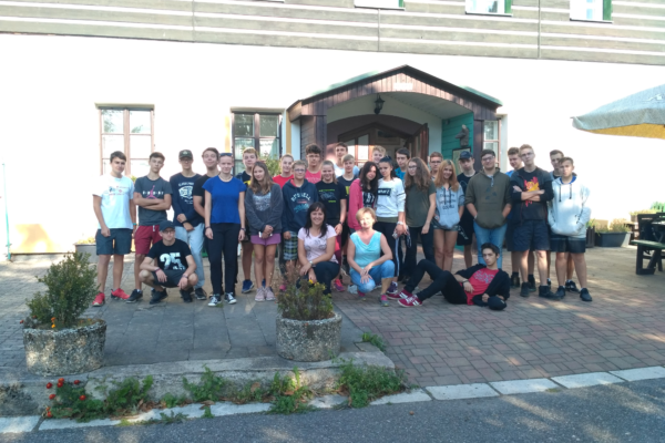 Sportovně-adaptační pobyt třídy 1.S – Sněžné v Orlických horách