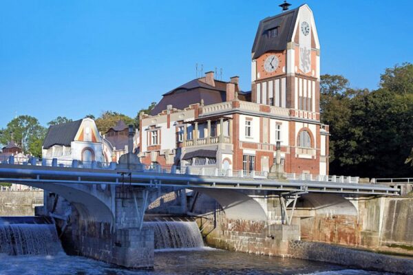 Exkurze třídy 2.S – Vodní elektrárna „Hučák“