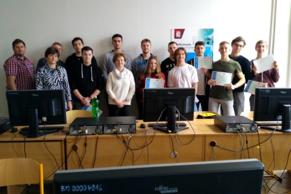 Předávání certifikátů osvědčujících základní znalosti sw KROS 4