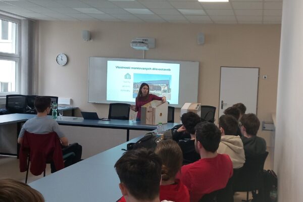 Setkání s odbornicí na dřevostavby